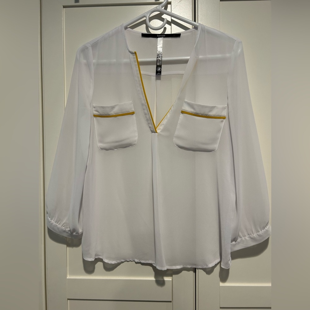 Women’s sheer Kensie Top